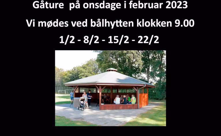 Gåholdet hygger ved bålhuset